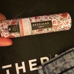 Beekman 1802 honeyed grapefruit lip balm